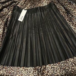 BB Dakota Steve Madden Black Faux Leather Pleated Skirt
